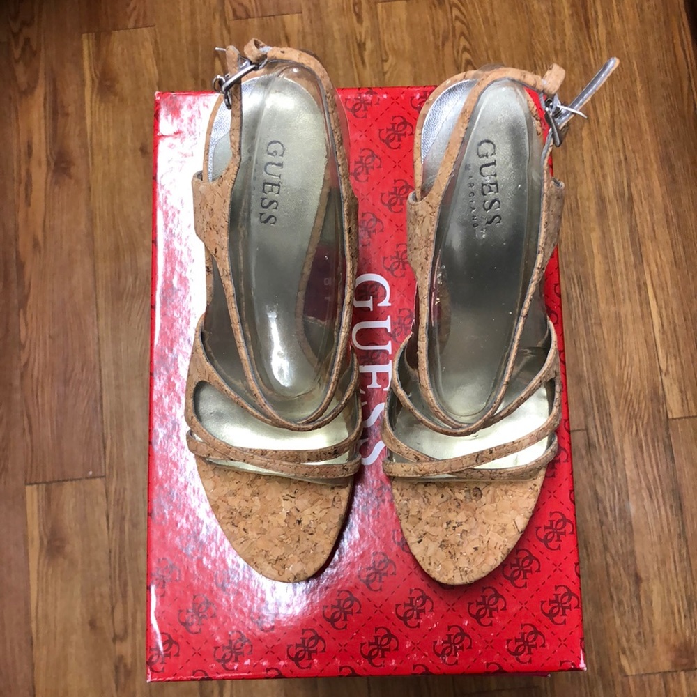 Guess by marciano cork neon pink heel sz 7